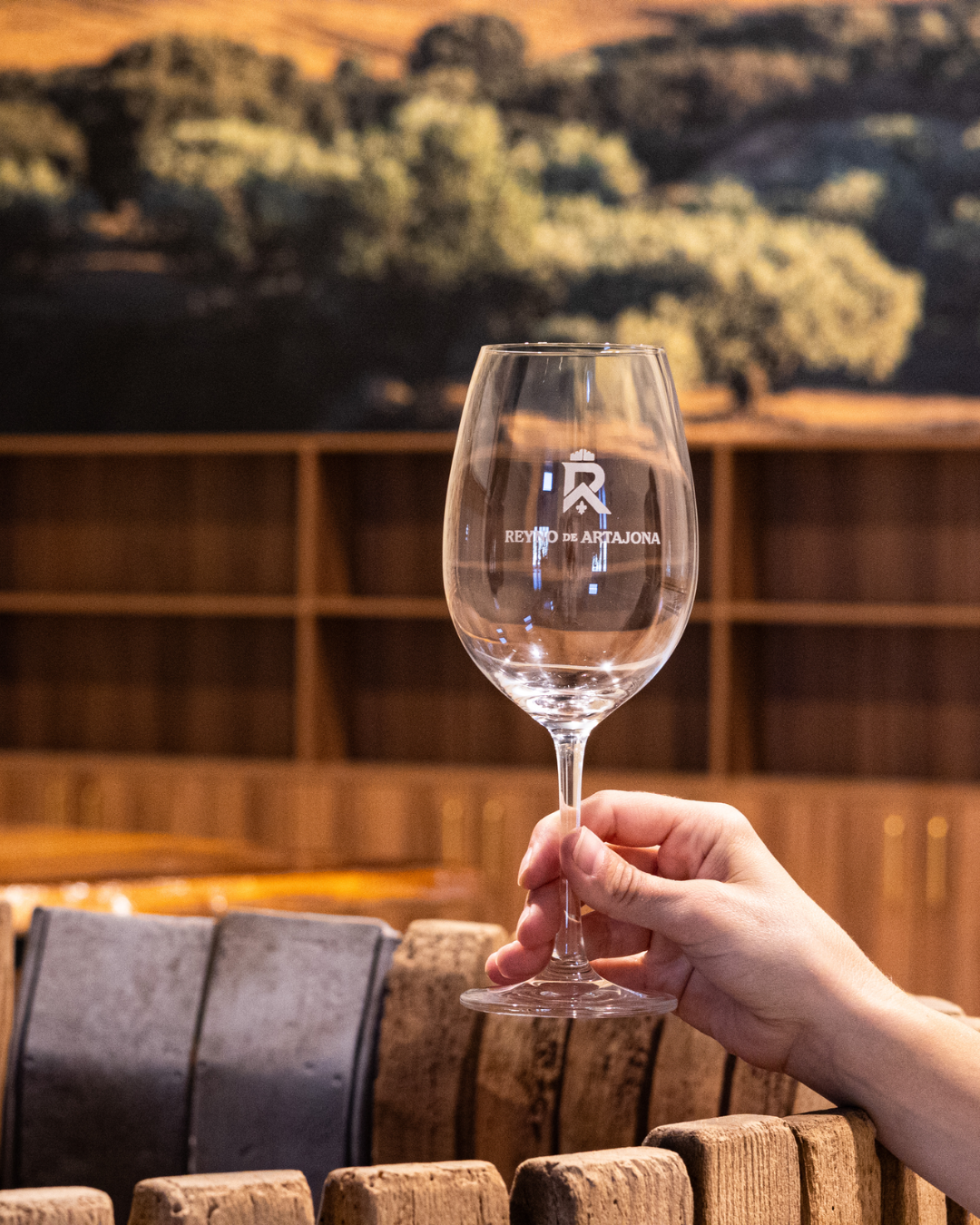 Visita a la bodega con cata y degustación local